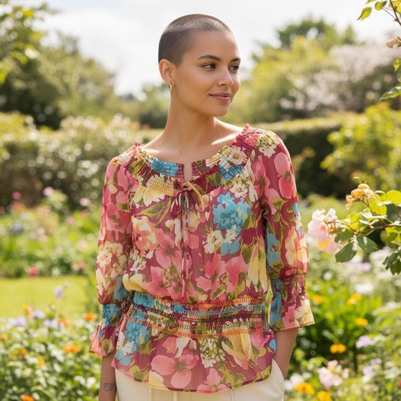 hessi Tops - Hessi Pink/Blue/Green/Yellow Floral SheetSmocked Women's Top Size Small